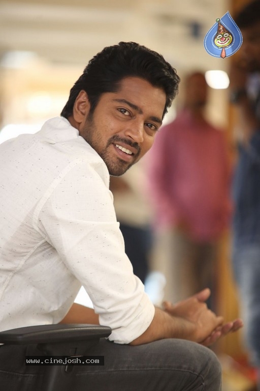 Allari Naresh Interview Photos - 6 / 18 photos