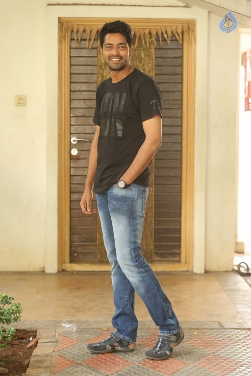 Allari Naresh New Photos - 22 / 34 photos
