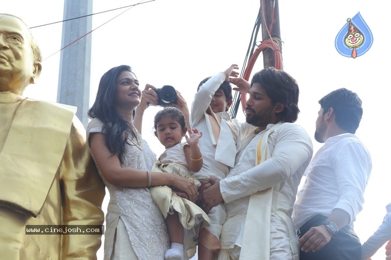 Allu Arjun Family Celebrates Sankranthi in Palakollu - 7 / 15 photos