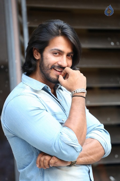 Anoop Singh Thakur Photos - Photo 2 of 13 Anoop Singh Thakur Photos - Photo 2 of 13