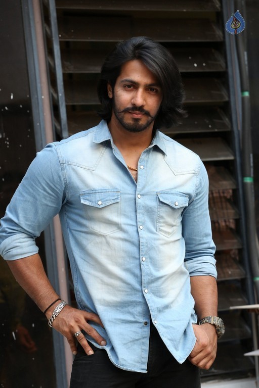 Anoop Singh Thakur Photos - 3 / 13 photos