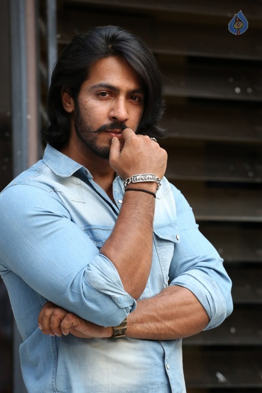 Actor Thakur Anoop Singh Latest Photoshoot Gallery - Gethu Cinema | Mens  hairstyles, Hair care routine, Hair styles