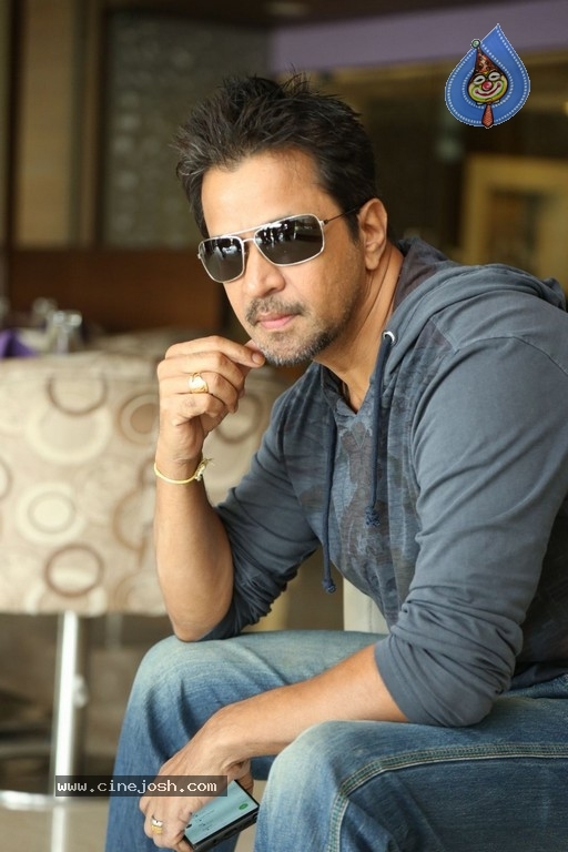 Arjun Sarja Interview Photos - 20 / 21 photos