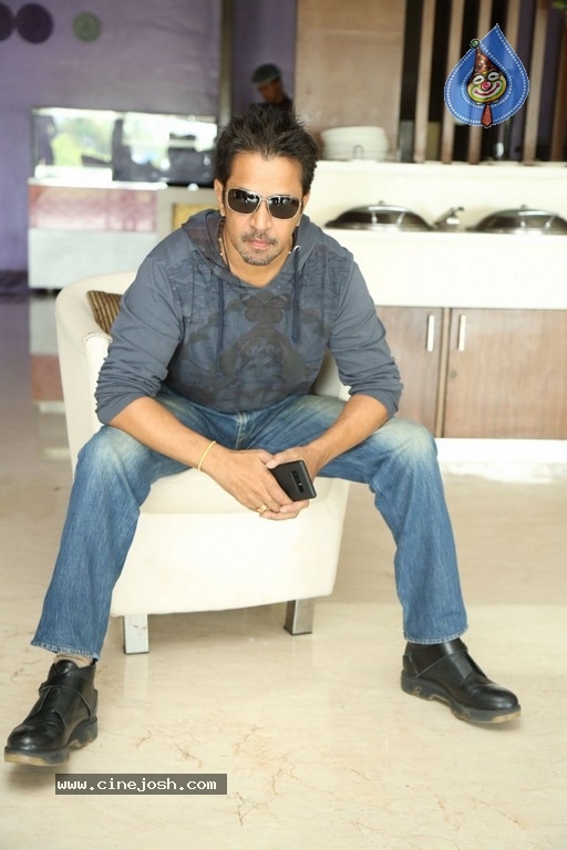 Arjun Sarja Interview Photos - 21 / 21 photos