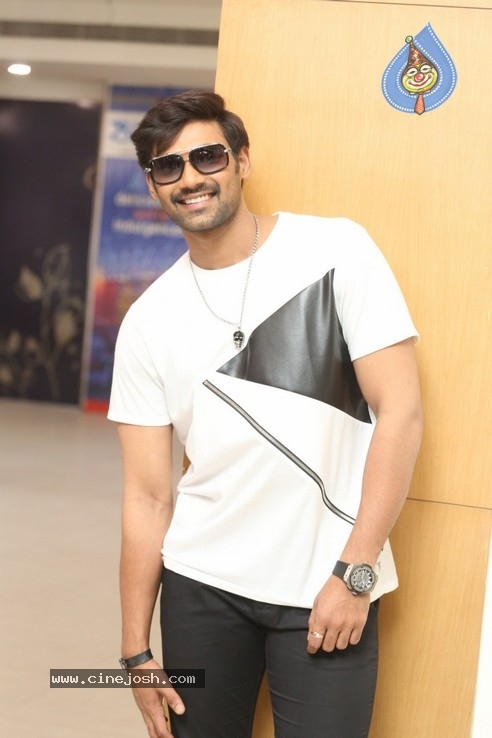 Bellamkonda Sreenivas Stills - 14 / 42 photos