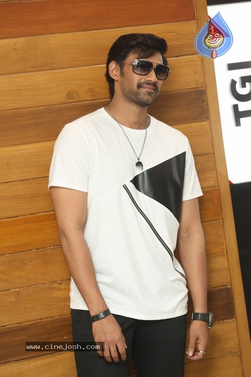 Bellamkonda Sreenivas Stills - 18 / 42 photos