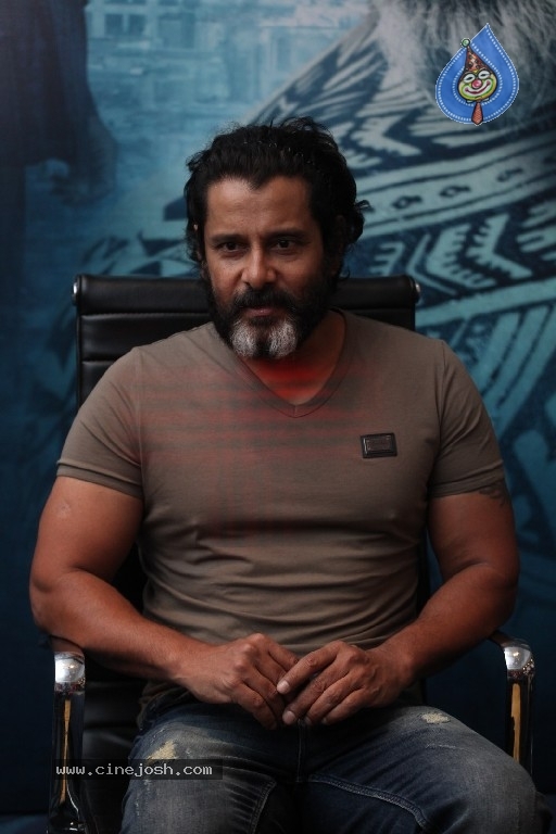 Chiyaan Vikram Interview - 5 / 33 photos