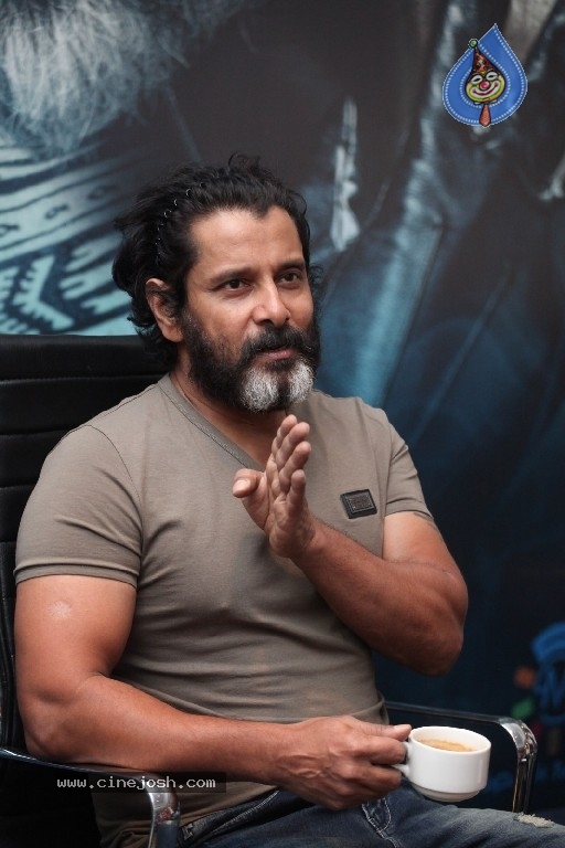 Chiyaan Vikram Interview - 15 / 33 photos