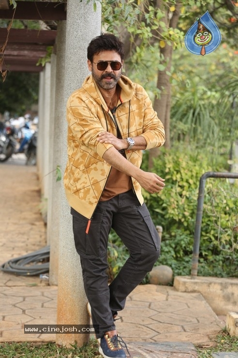 Daggubati Venkatesh Stills - 3 / 21 photos