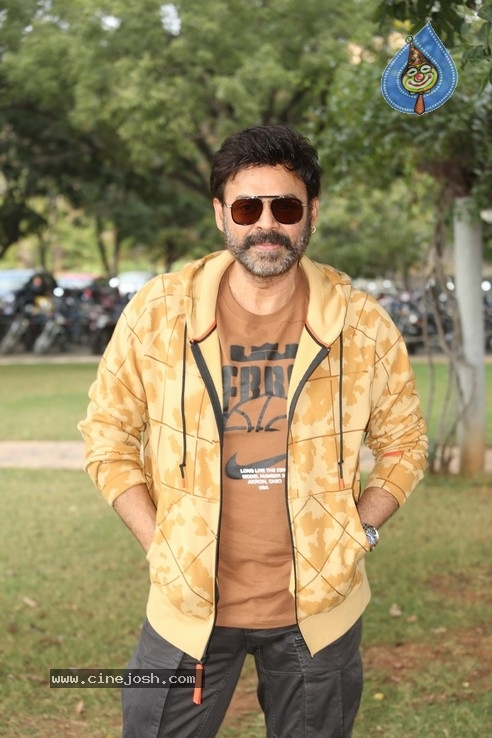 Daggubati Venkatesh Stills - 9 / 21 photos