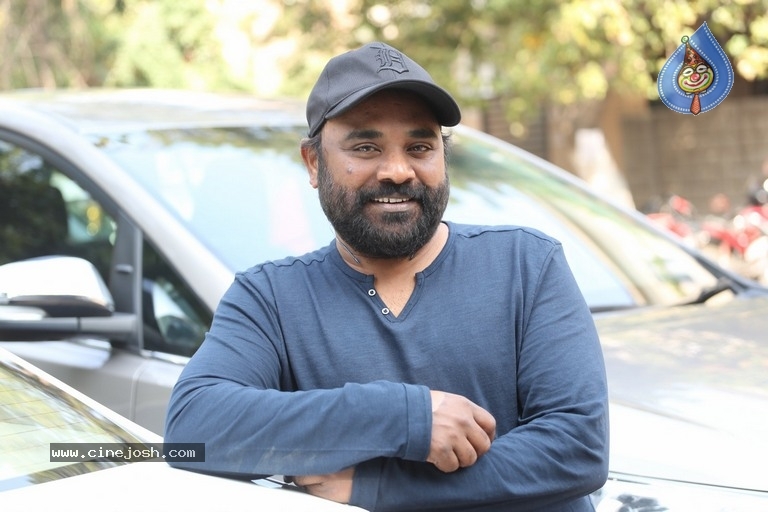 Director Gopi Ganesh Interview Photos - 9 / 10 photos