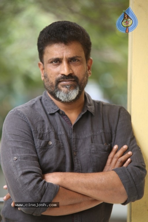 Director Paruchuri Murali Photos - 5 / 17 photos