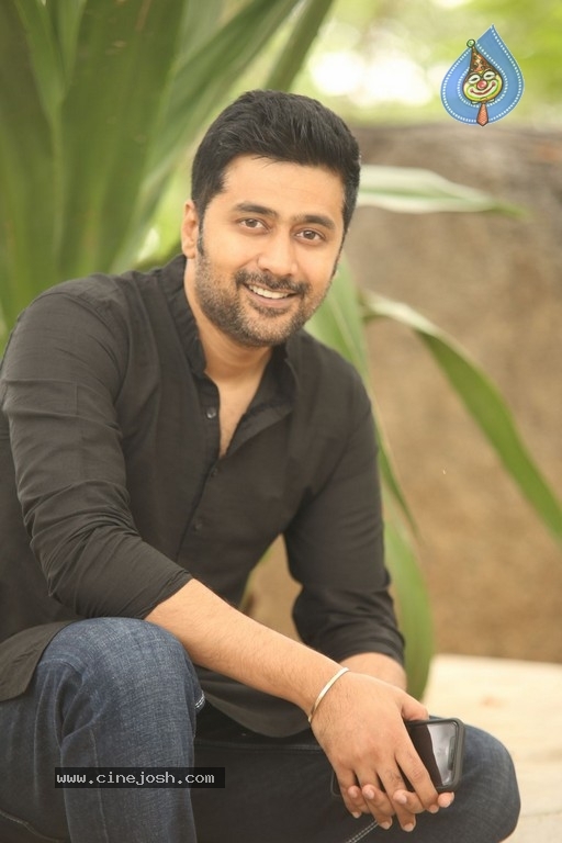 Director Rahul Ravindran Interview Stills - 7 / 12 photos