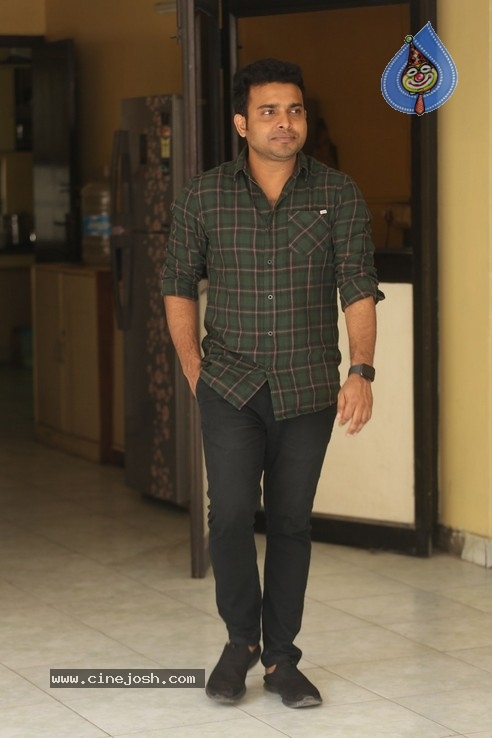 Getup Srinu Interview Pics - 6 / 21 photos