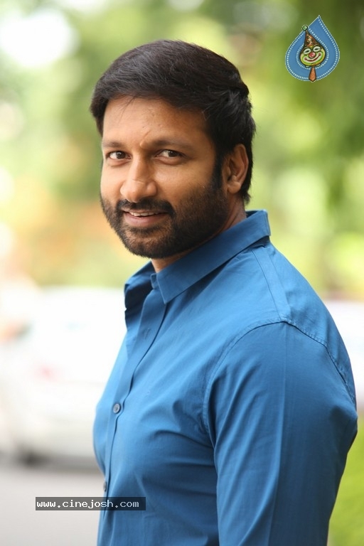 Gopichand New Images - 5 / 10 photos