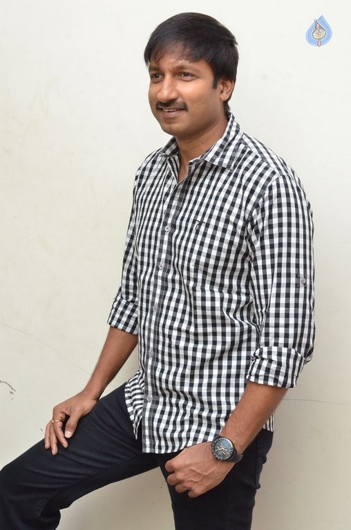 Gopichand New Photos - 10 / 21 photos