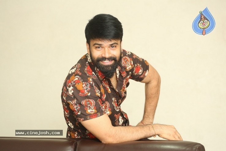 Hero Ashwin  Photos - 4 / 25 photos