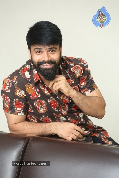 Hero Ashwin  Photos - 20 / 25 photos