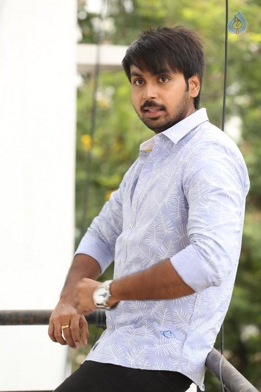 Hero Maanas Photos - 10 / 21 photos