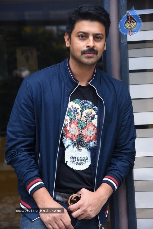 Hero Sriram Photos - 6 / 17 photos