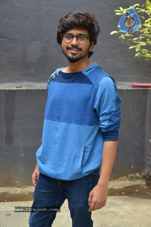 Husharu Movie Hero Abhinav Interview - 6 / 12 photos