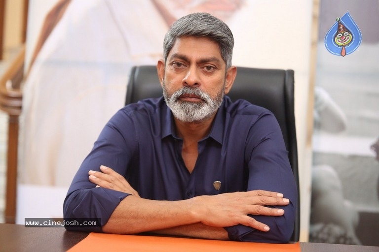 Jagapathi Babu Interview Photos - 15 / 34 photos