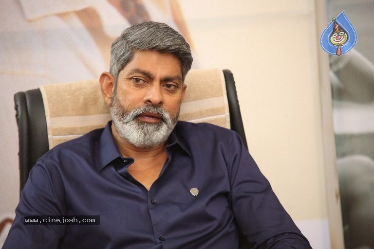 Jagapathi Babu Interview Photos - 16 / 34 photos