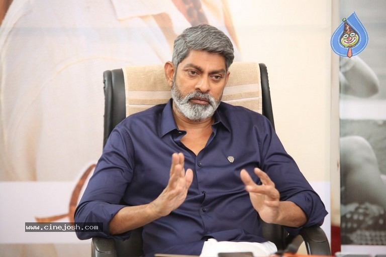 Jagapathi Babu Interview Photos - 22 / 34 photos