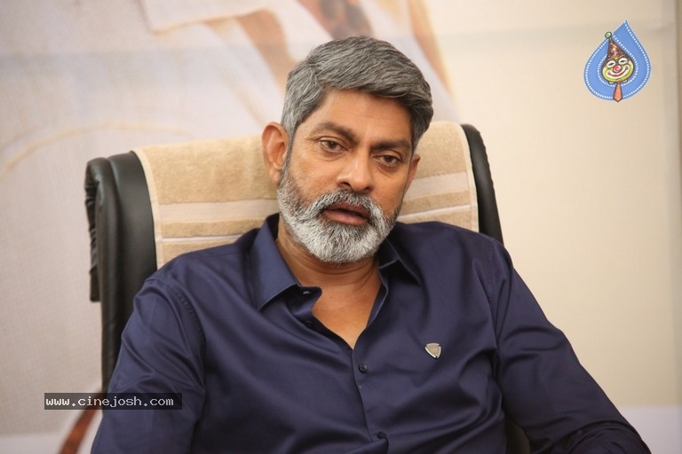 Jagapathi Babu Interview Photos - 31 / 34 photos