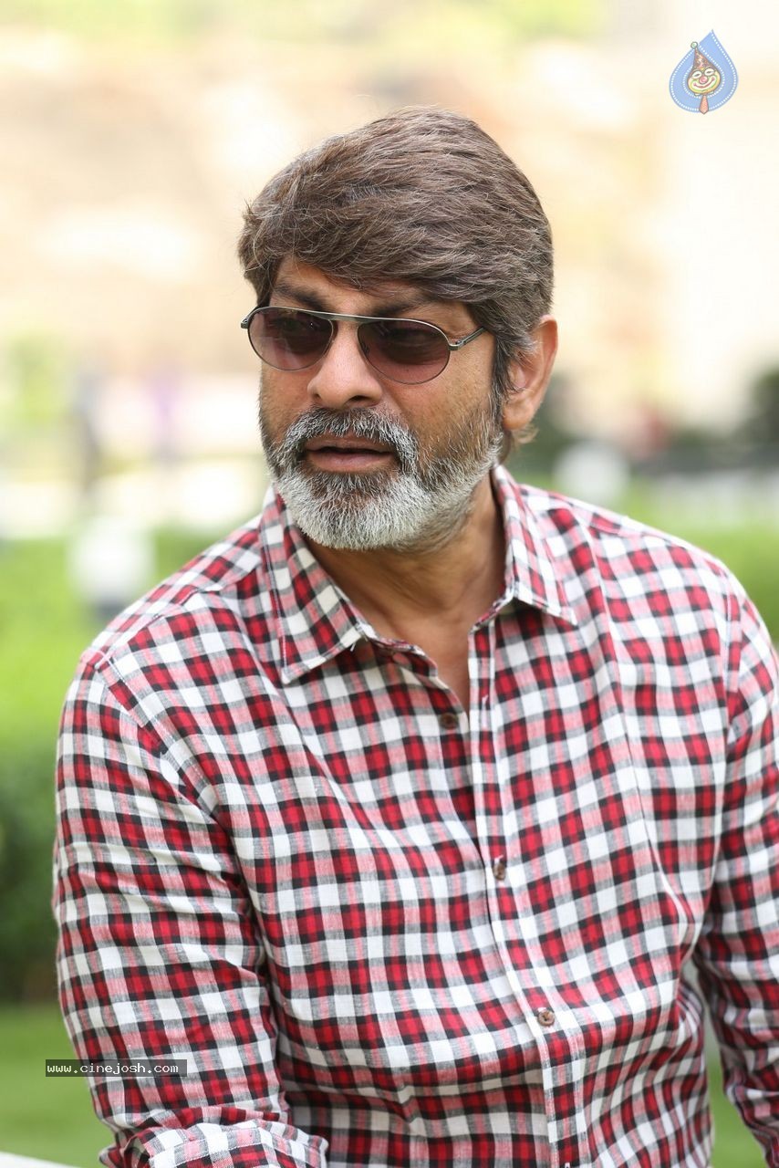 Jagapathi Babu New Photos - 5 / 32 photos