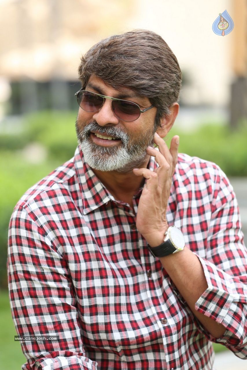 Jagapathi Babu New Photos - 21 / 32 photos