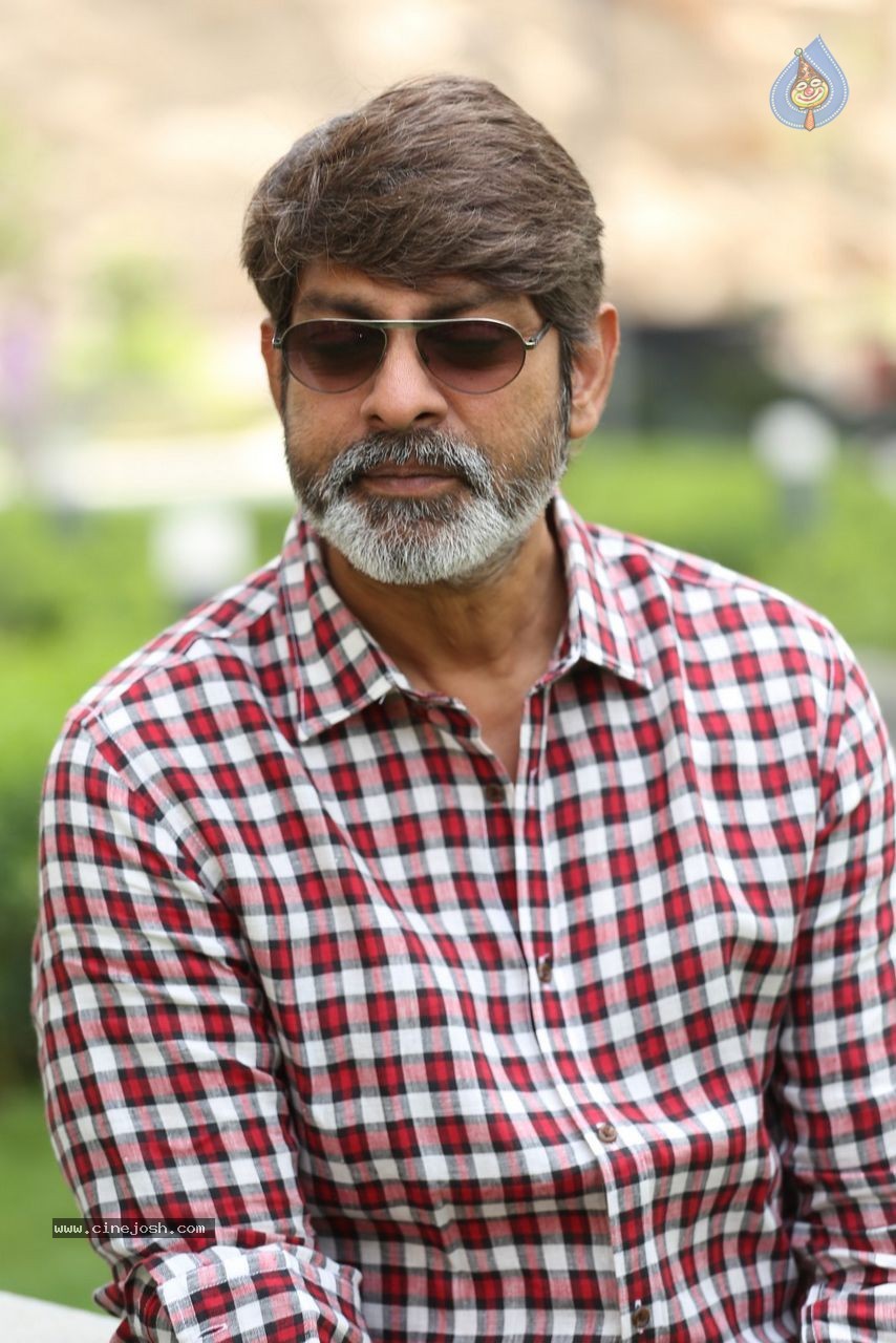 Jagapathi Babu New Photos - 26 / 32 photos