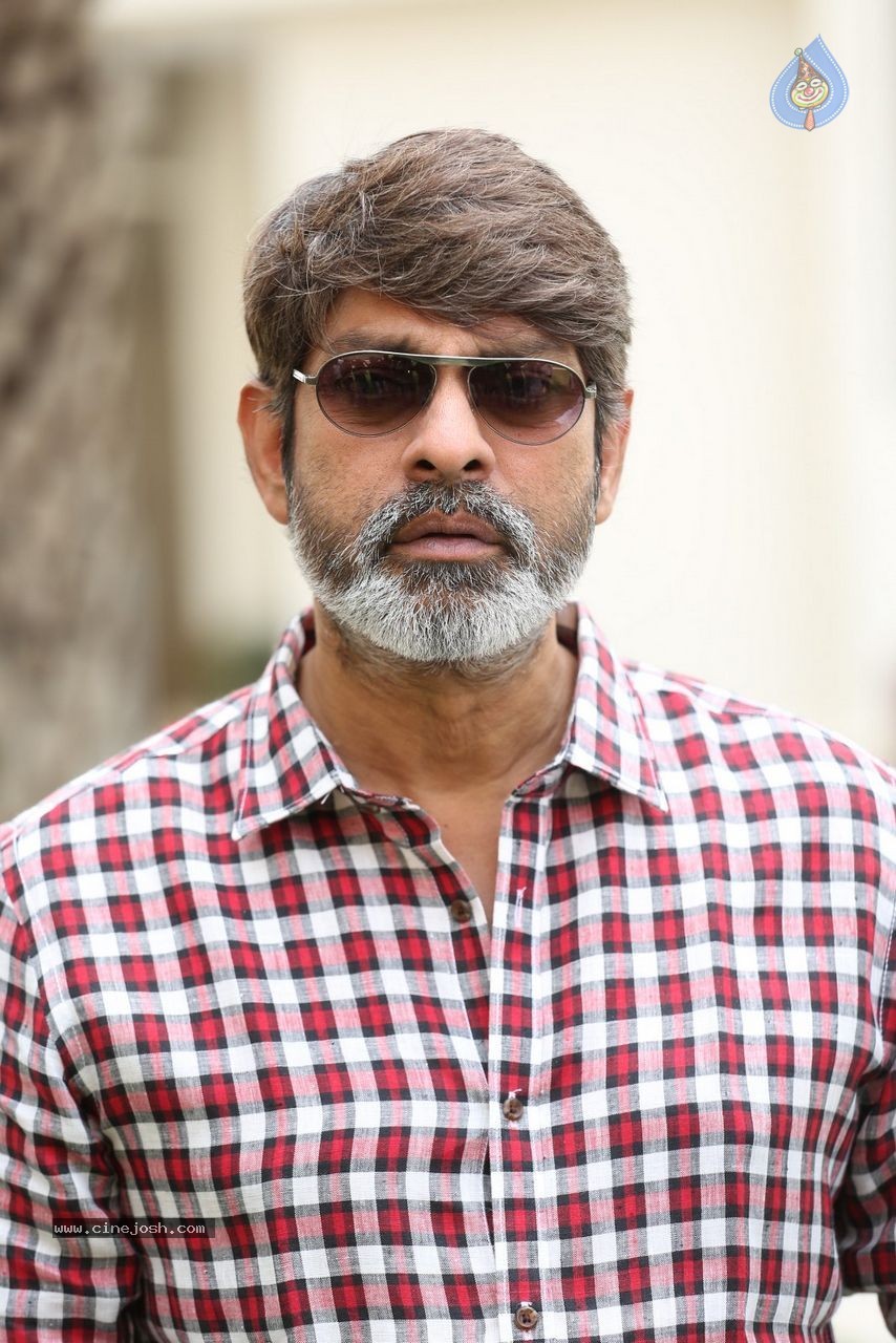 Jagapathi Babu New Photos - 27 / 32 photos