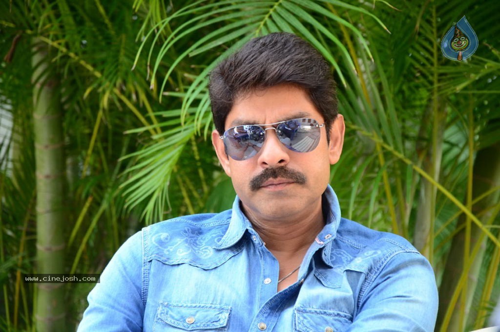 Jagapathi Babu New Stills - 6 / 59 photos