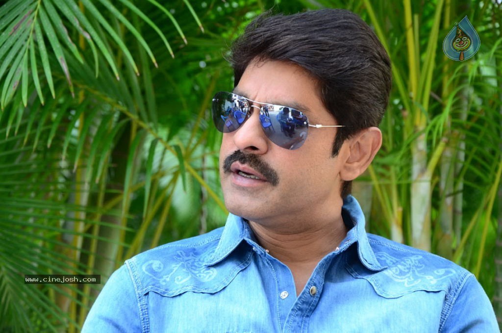 Jagapathi Babu New Stills - 19 / 59 photos