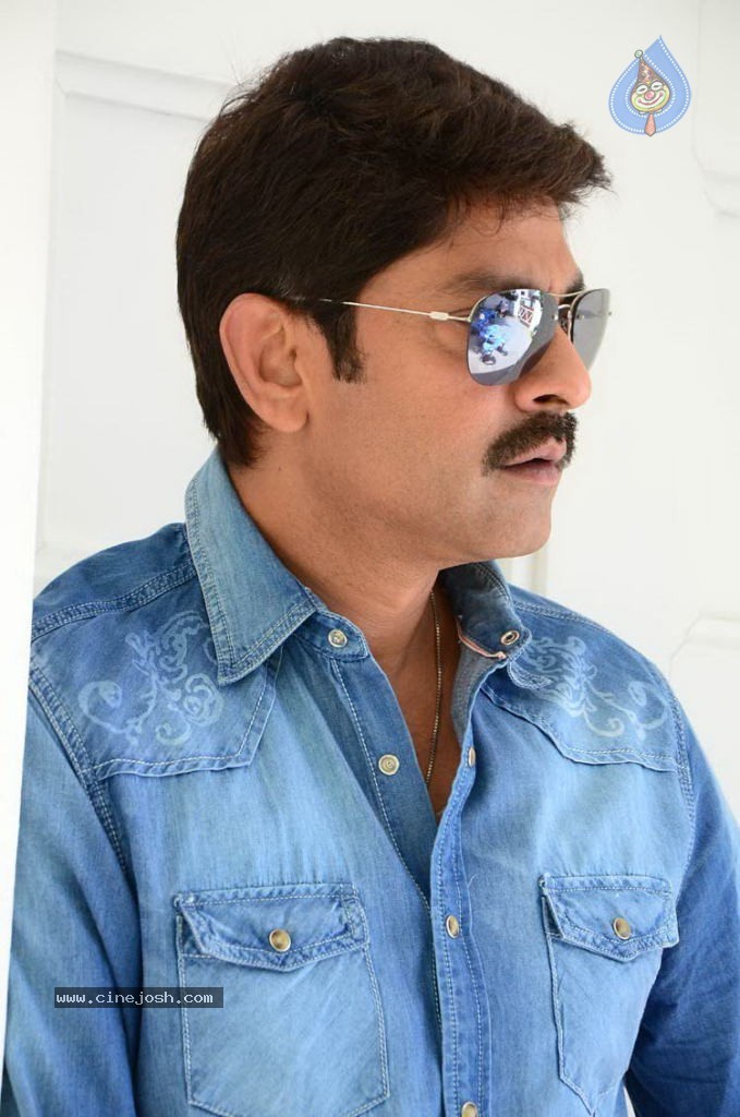 Jagapathi Babu New Stills - 40 / 59 photos