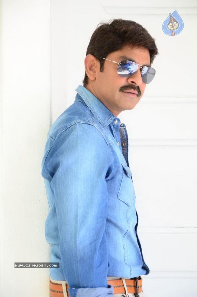 Jagapathi Babu New Stills - 52 / 59 photos