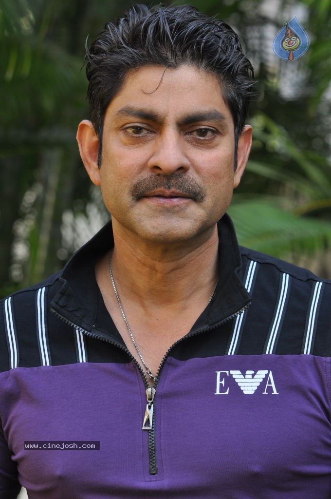 Jagapathi Babu New Stills - 18 / 59 photos