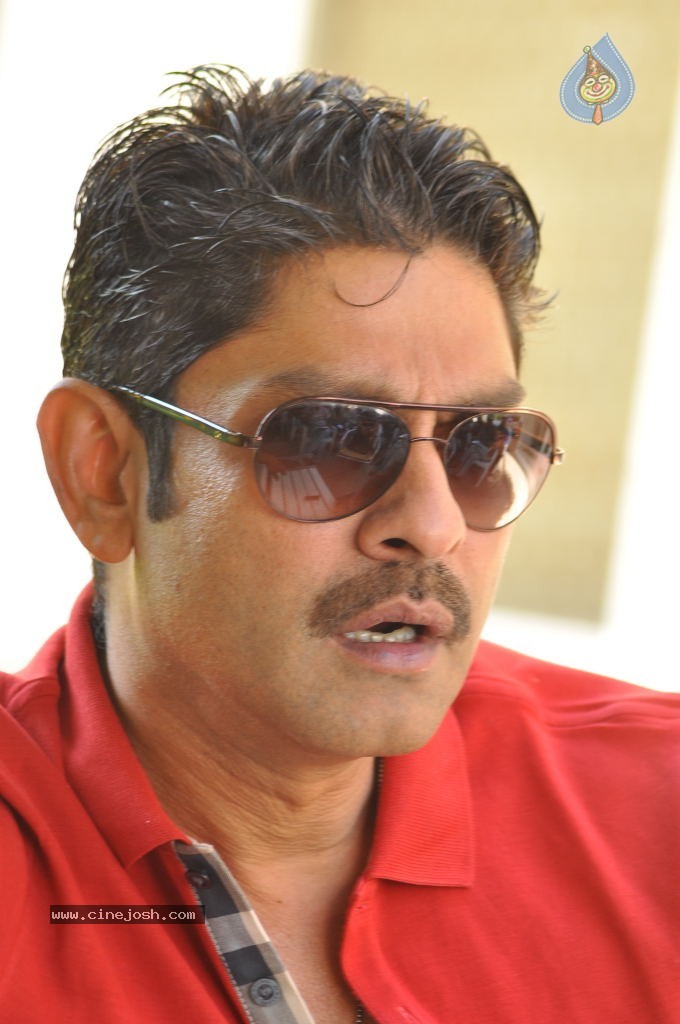 Jagapathi Babu New Stills - 49 / 59 photos