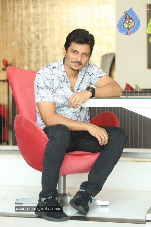 Jiiva Interview Photos - 11 / 21 photos