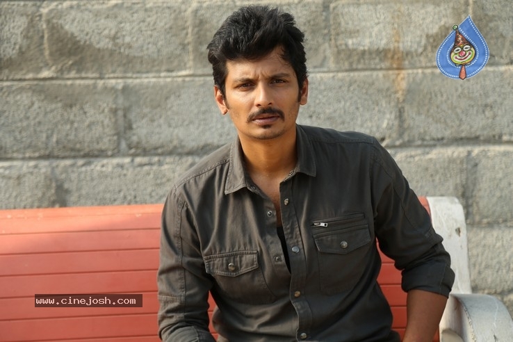 Jiiva Stills - 18 / 38 photos