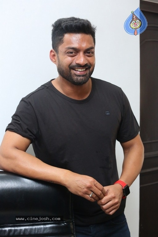 Kalyan Ram Interview Stills - 17 / 21 photos