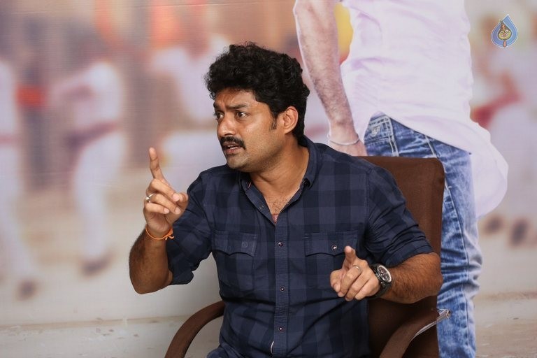 Kalyan Ram New Photos - 3 / 21 photos