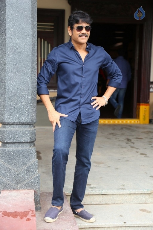 King Nagarjuna Interview Photos - 22 / 26 photos
