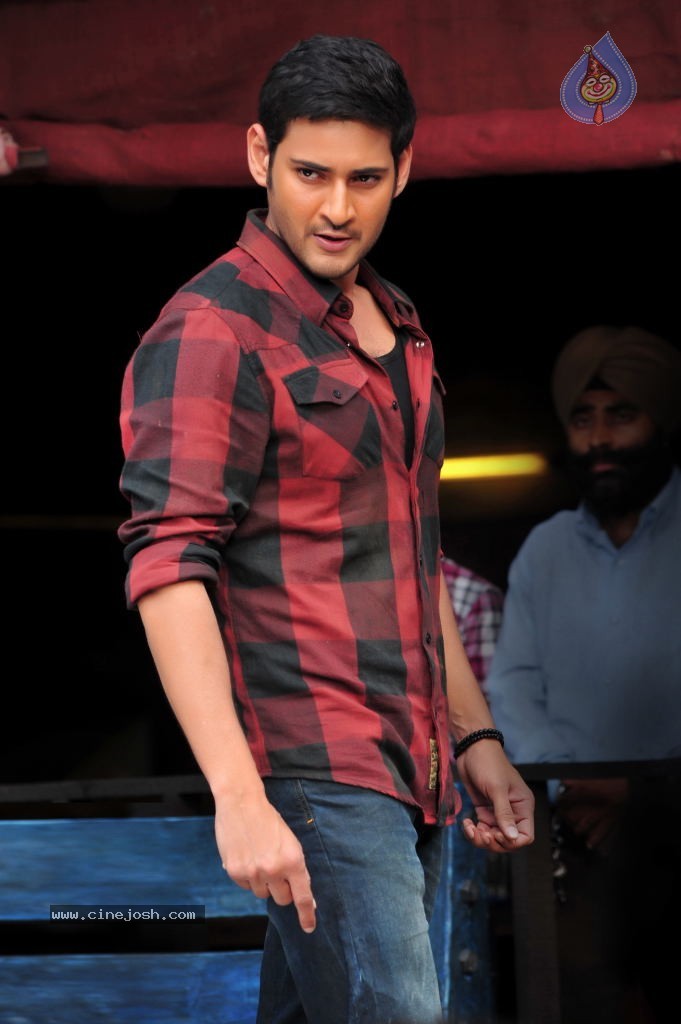 Mahesh Babu New Stills - 22 / 31 photos