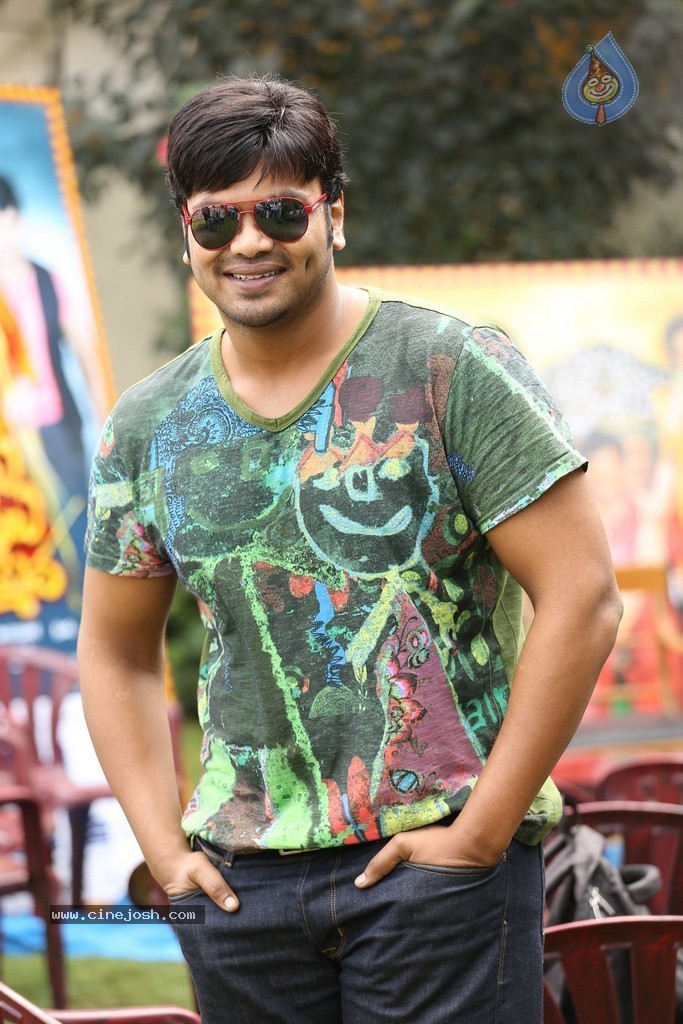 Manchu Manoj Kumar Stills - 5 / 82 photos