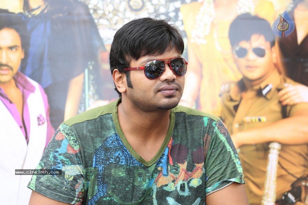 Manchu Manoj Kumar Stills - 22 / 82 photos