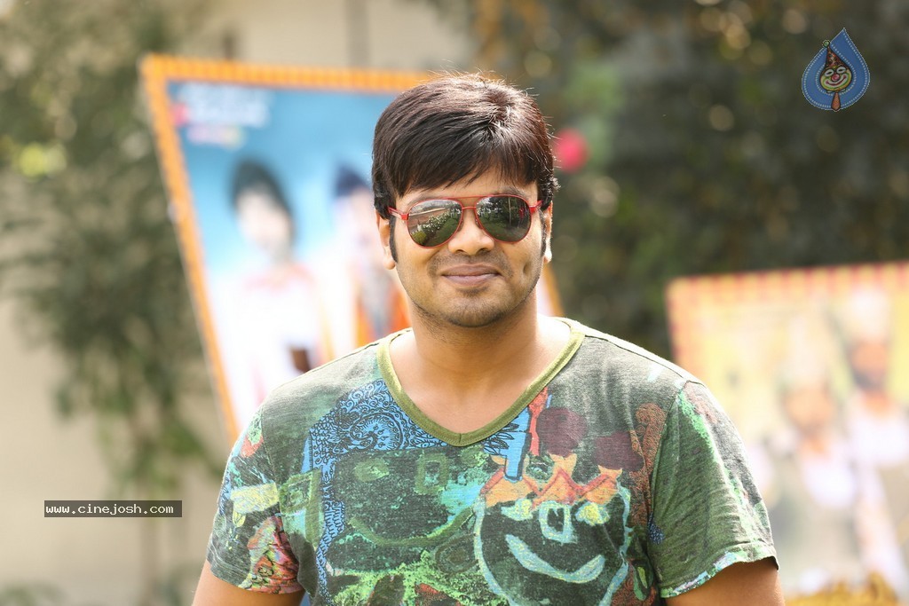 Manchu Manoj Kumar Stills - 50 / 82 photos