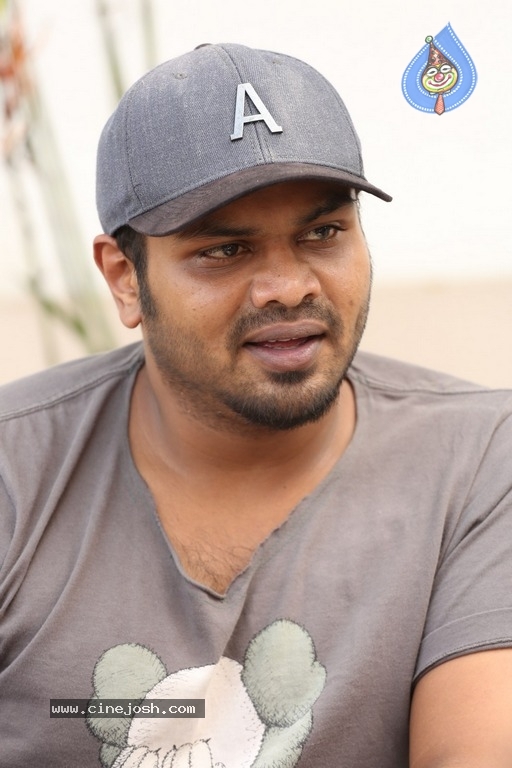 Manchu Manoj Okkadu Migiladu Interview Photos - 2 / 21 photos