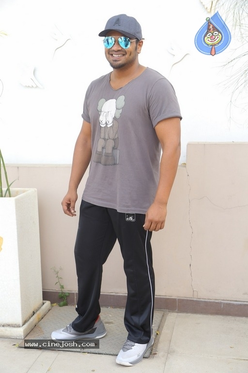 Manchu Manoj Okkadu Migiladu Interview Photos - 5 / 21 photos